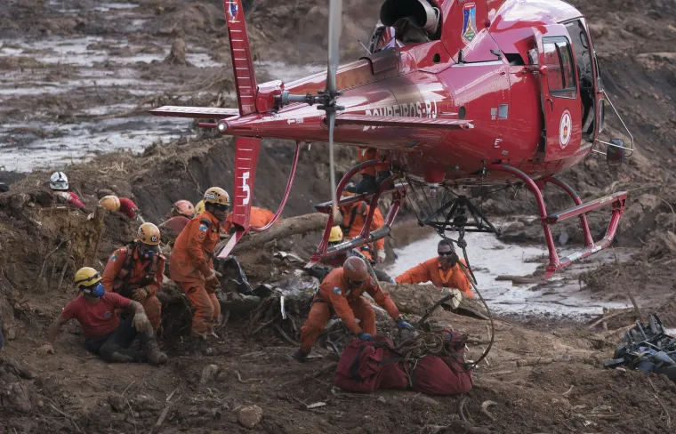 Broj mrtvih nakon puknuća brane u Brazilu popeo se na 65