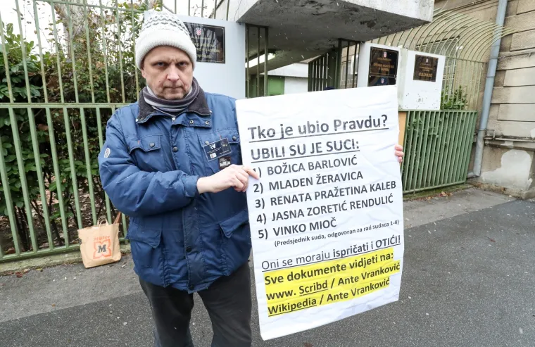 'Tko je ubio pravdu? UBILI SU JE SUCI': Prosvjeduje glađu ispred Općinskog suda u Ilici