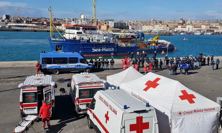 Migranti se iskrcali u Italiji: Rim ih i dalje ne želi primati