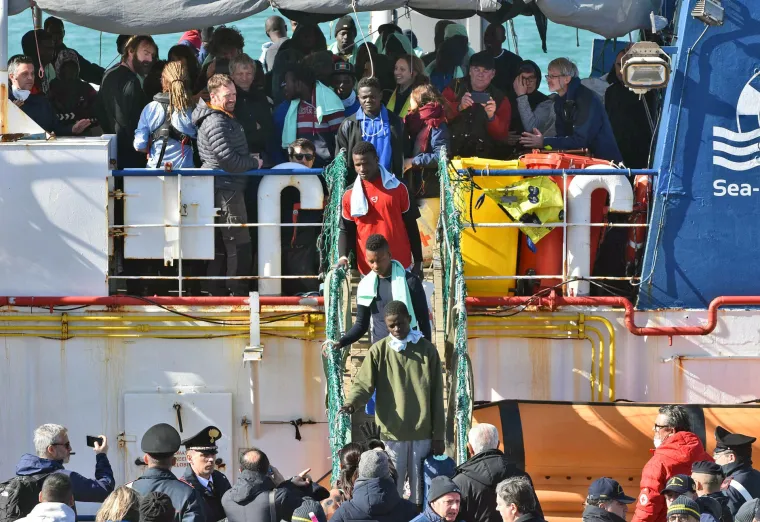 Migranti se iskrcali u Italiji: Rim ih i dalje ne želi primati