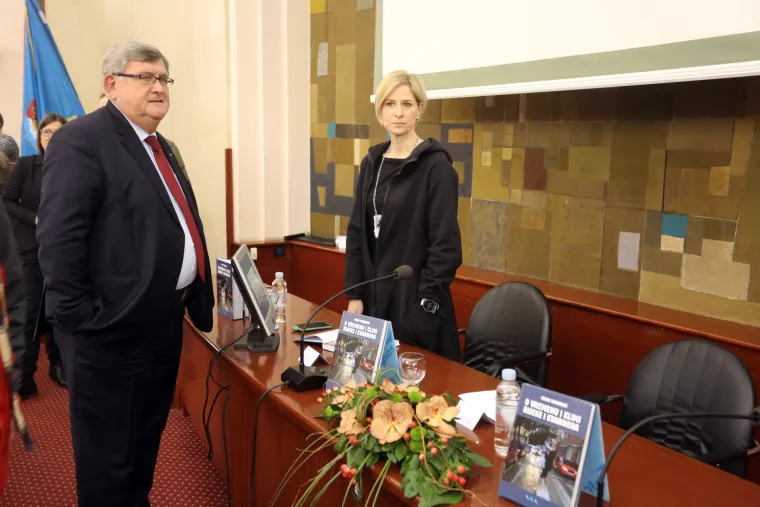 U Rijeci predstavljena posljednja knjiga Milana Sijerkovića: Pogovor napisala na&scaron;a Dunja