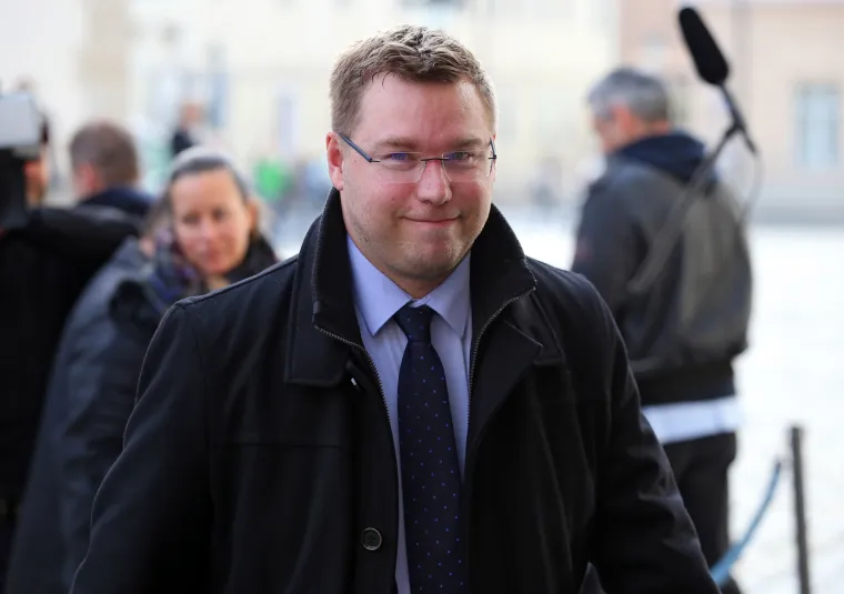 Ministar rada i mirovinskog sustava, Marko Pavić, magistar fizike, 16.256 kuna (neoženjen, nema djecu, prebivali&scaron;te u Zagrebu)