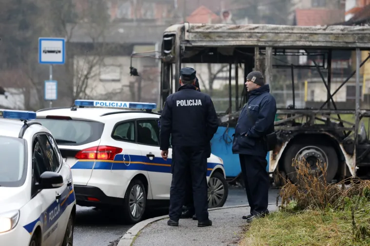 Na Šestinama izgorio ZET-ov autobus