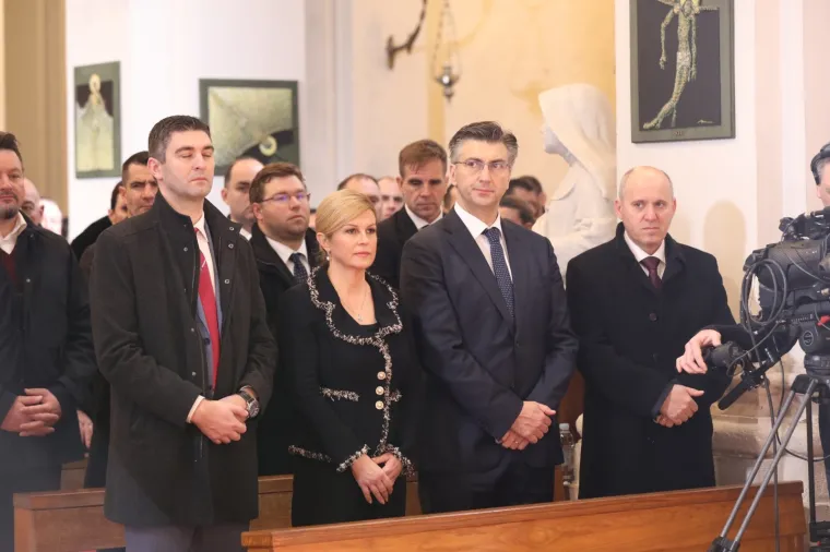 Jako jugo i gomile smeća u Dubrovniku: Otkazana procesija na Festi sv. Vlahe