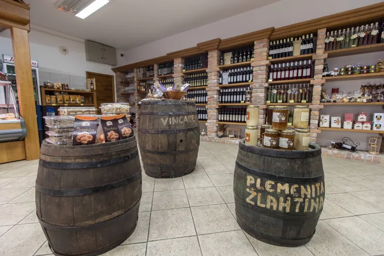 Pobjegao od rata u Vukovaru pa pokrenuo obiteljski posao: Danas proizvodi najbolji hrvatski pjenu&scaron;ac!