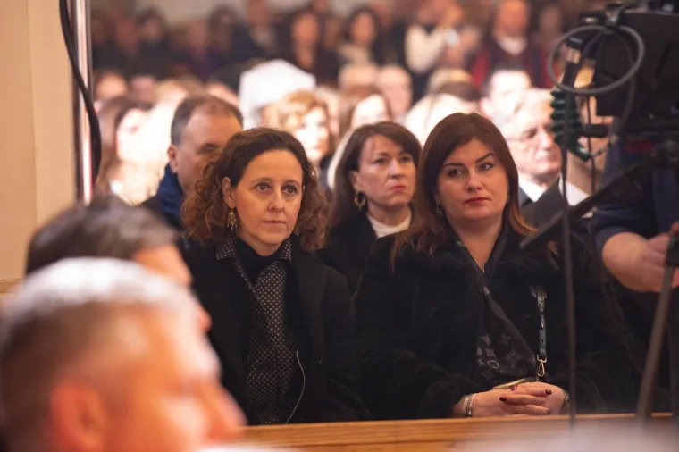 Biskup kritizirao ispred državnog vrha: 'Sekularizam je u&scaron;ao u kuće, a s vjernicima se izruguje i &scaron;ali'