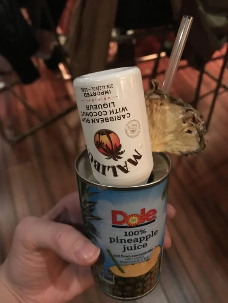 HIPSTERIMA NI&Scaron;TA NIJE SVETO: Kad vidite čime su zamijenili krigle i &scaron;alice, odmah vam dođe da trgnete jednu kratku...