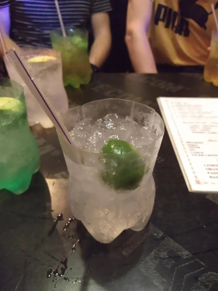 HIPSTERIMA NI&Scaron;TA NIJE SVETO: Kad vidite čime su zamijenili krigle i &scaron;alice, odmah vam dođe da trgnete jednu kratku...