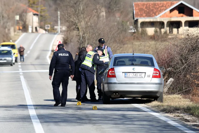 Kosovo: U naletu automobila poginula pje&scaron;akinja