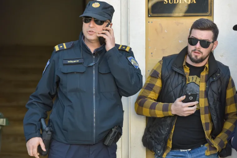 ZADRANI PROSVJEDALI ZBOG PUŠTANJA DARUVARCA NA SLOBODU: Protive se nasilju nad ženama