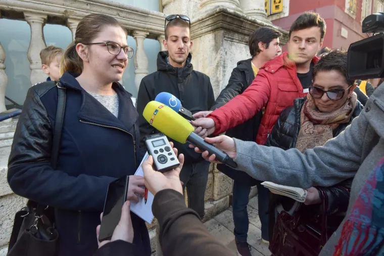 ZADRANI PROSVJEDALI ZBOG PUŠTANJA DARUVARCA NA SLOBODU: Protive se nasilju nad ženama