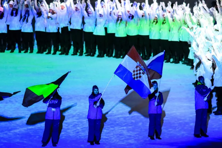 Legendarni Vučko bio je najveća zvijezda na otvorenju Europskog olimpijskog festivala za mlade