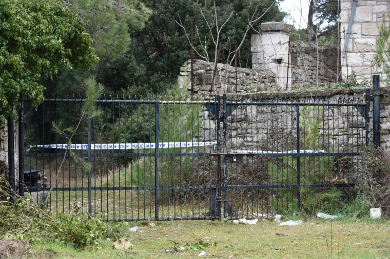 Opasnost od mina! U biv&scaron;oj vojarni u Puli pronađena eksplozivna sredstva iz Drugog svjetskog rata, sve je zatvoreno