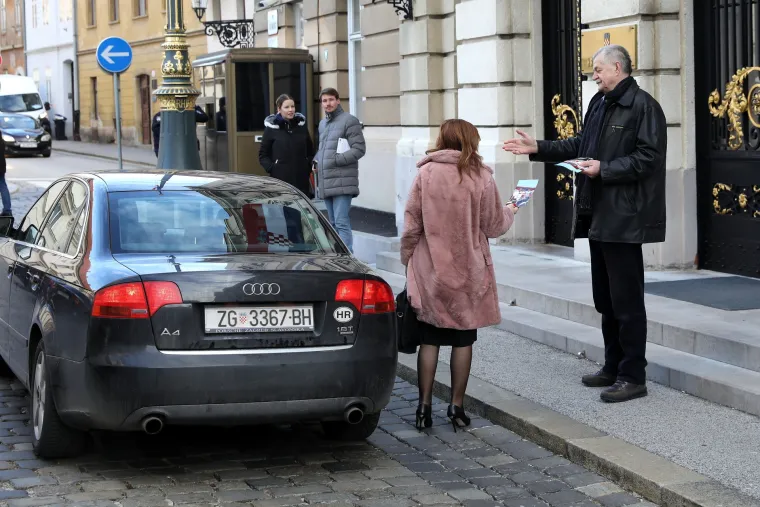 Volonteri GI Narod odlučuje zastupnicima: 'Raspi&scaron;ite referendum'