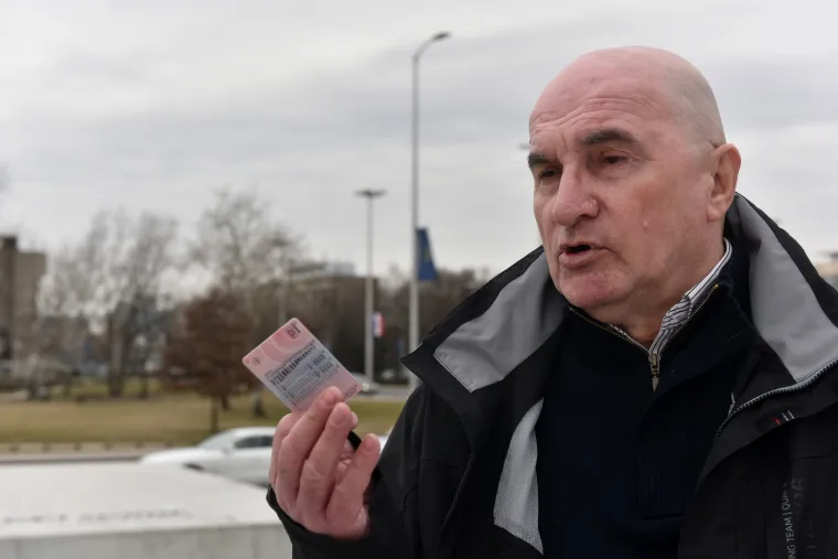 Dobio zabranu prilaska Tuđmanu pa odmah oti&scaron;ao tamo, dočekala ga policija