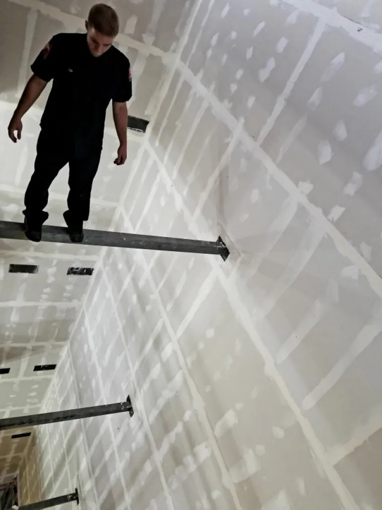 VRTOGLAVICA ZAJAMČENA: Nakon ovih snimki i prvi kat će vam izgledati jaaaaako visoko