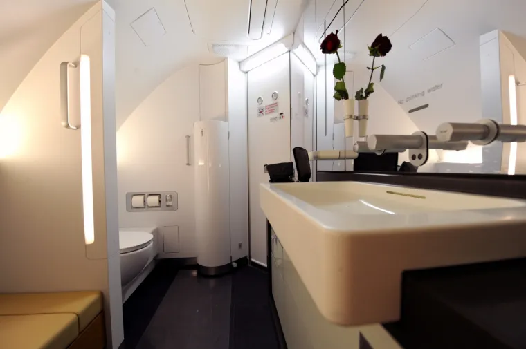 Najveći putnički avion na svijetu odlazi u povijest: Ovo su najljep&scaron;e fotografije 'letećeg hotela'