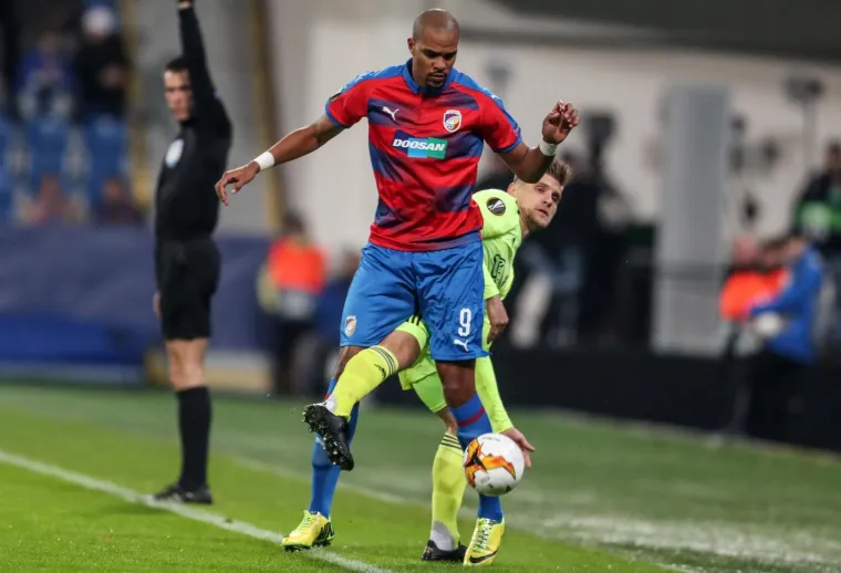 DINAMO - VIKTORIA PLZEN: Modri juri&scaron;aju prema pobjedi na prepunoj Doosan Areni