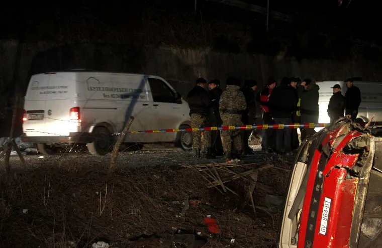 Stra&scaron;na nesreća u Makedoniji: Poginulo 15 ljudi, među njima i mladi ko&scaron;arka&scaron;