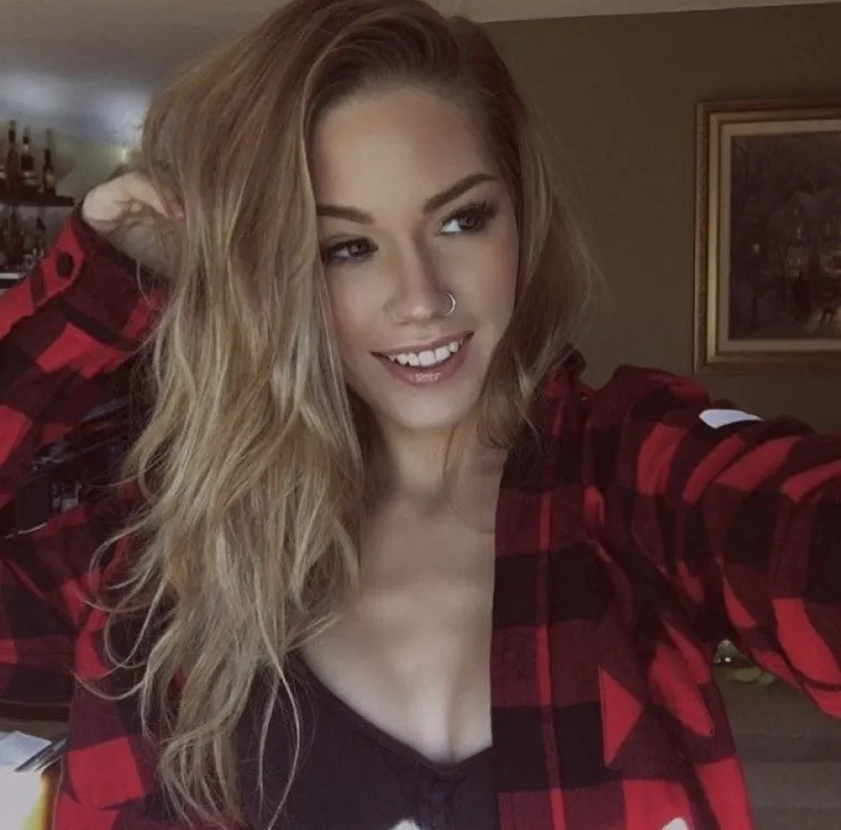 ZAKOPČALE BI ONE KO&Scaron;ULJE, AL' KAD NE IDE: Često ih časte ružnim imenina,  a one su samo &scaron;irokogrudne