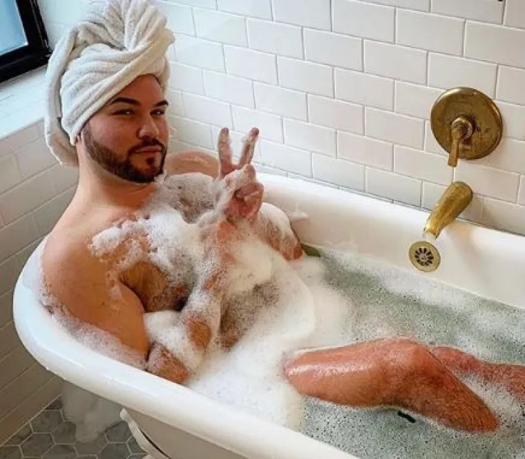 Žene na jedan dan: Da je baba mu&scaron;ko, ovako bi se slikala za Instagram (20 slika)