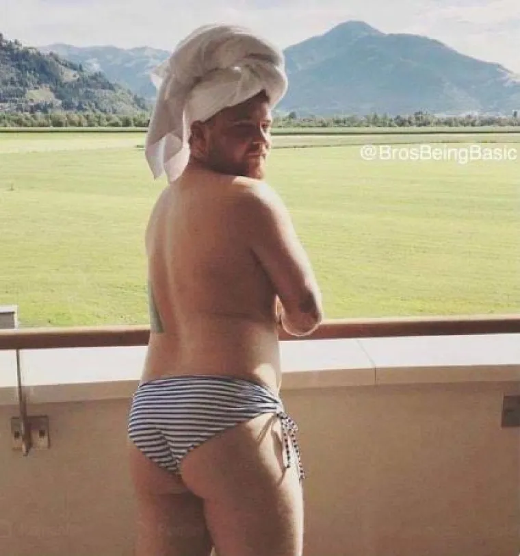 Žene na jedan dan: Da je baba mu&scaron;ko, ovako bi se slikala za Instagram (20 slika)