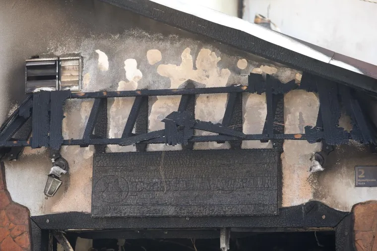 BUKTINJA NA KUSTO&Scaron;IJANSKOJ: Pečenjarnica Pastuh grill izgorjela u požaru