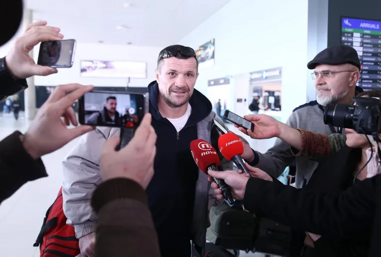 Mirko Filipović vratio se u Zagreb nakon što je u nedjelju pobijedio Roya Nelsona