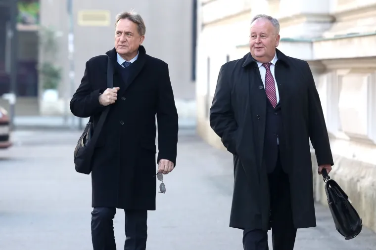 Na suđenje je danas na Županijski sud u Zagrebu u društvu svog odvjetnika stigao i Božidar Kalmeta