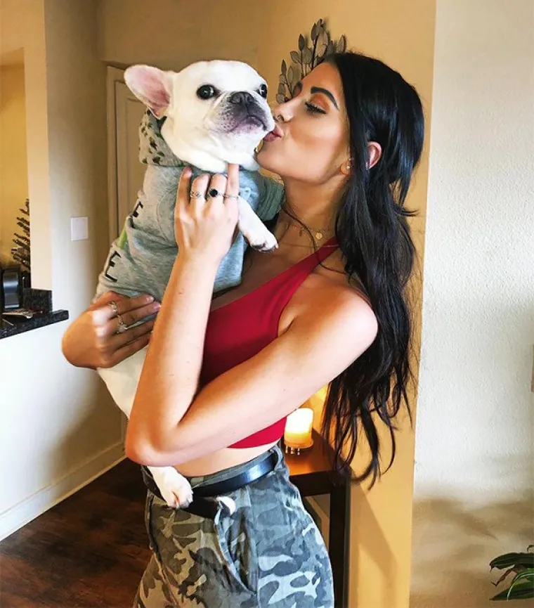 NISU U PREDSJEDNIČKOJ KAMPANJI, ALI LOVE LAJKOVE: Kad ne upali ni dijeta, niti obnažene fotke, ostaje im jedan adut