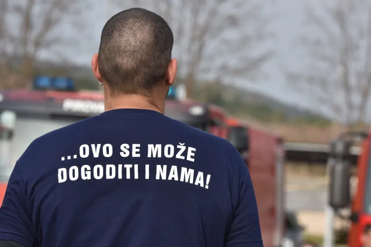 DVD organizirao prosvjed podr&scaron;ke za slučaj stradalog vatrogasca Franu Lučića