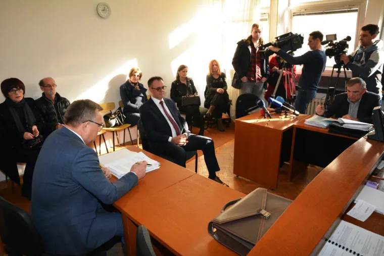 Mara Toma&scaron;ević predala nove dokaze protiv župana: 'Na DVD-u je snimka na kojoj mi Alojz prijeti da će me ubiti'