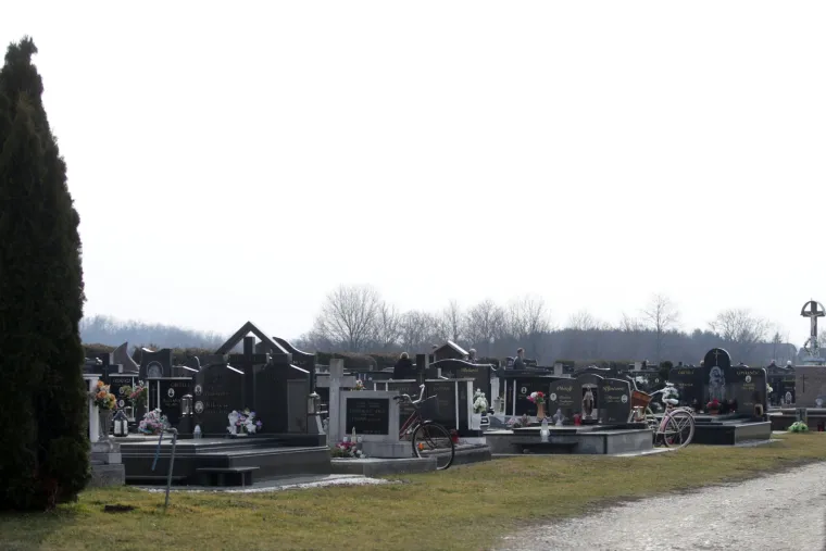 Zločin koji je potresao Hrvatsku: Uz tužnu povorku pokopana Jasmina Dominić