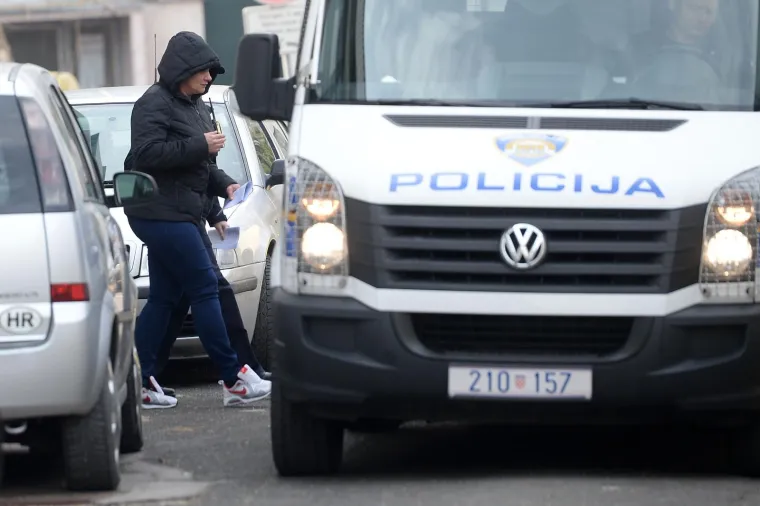 SMILJANI SRNEC ODREĐEN ISTRAŽNI ZATVOR: U njemu će provesti mjesec dana