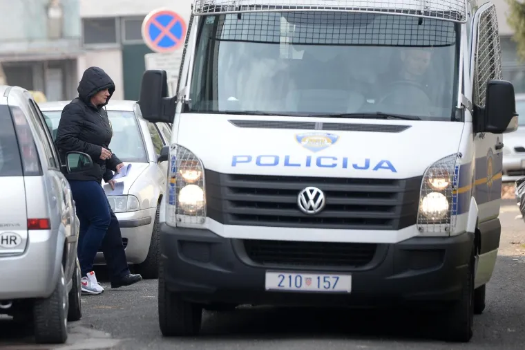 SMILJANI SRNEC ODREĐEN ISTRAŽNI ZATVOR: U njemu će provesti mjesec dana