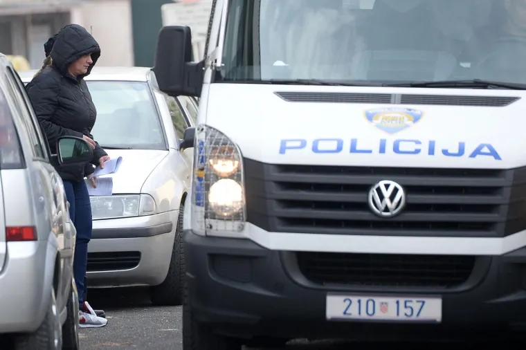 SMILJANI SRNEC ODREĐEN ISTRAŽNI ZATVOR: U njemu će provesti mjesec dana