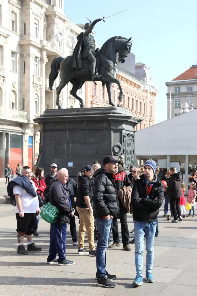Navijači Viktorije stigli u Zagreb. klub im savjetovao da ne provociraju Bad Blue Boyse