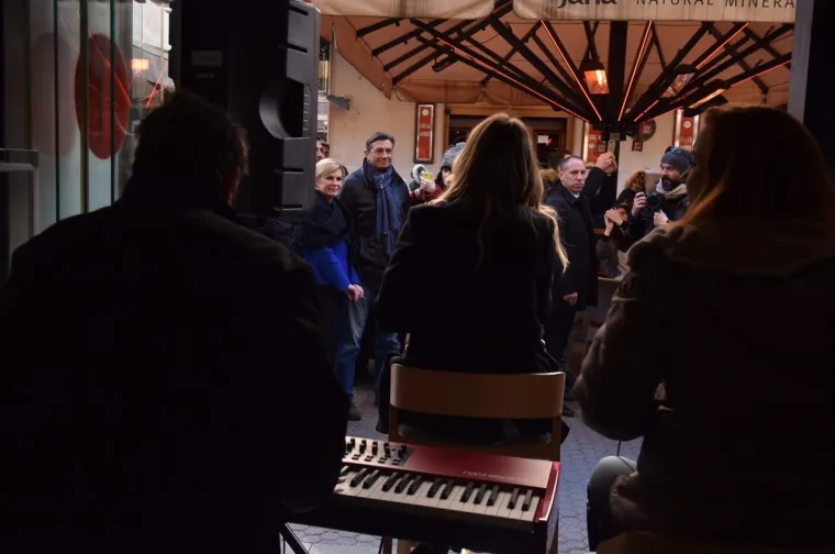 Predsjednica Grabar-Kitarović i slovenski predsjednik Borut Pahor na neformalnom radnom ručku!