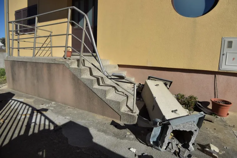 Dramatično u Dalmaciji: Pogledajte koje je posljedice ostavila jedna od najjačih bura