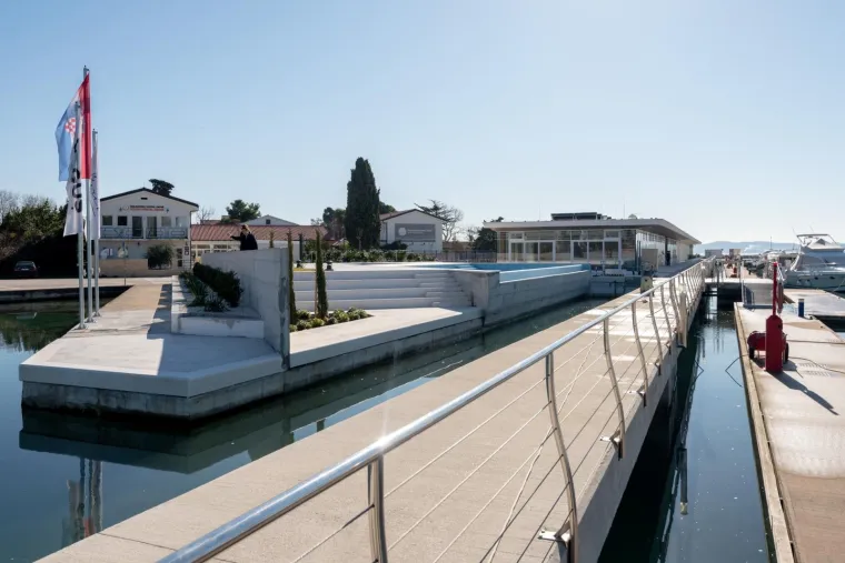 Turci je kupili prije godinu dana: Pogledajte kako sada izgleda rekonstruirana zadarska marina