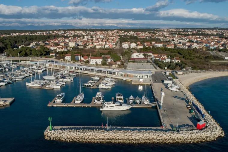 Turci je kupili prije godinu dana: Pogledajte kako sada izgleda rekonstruirana zadarska marina