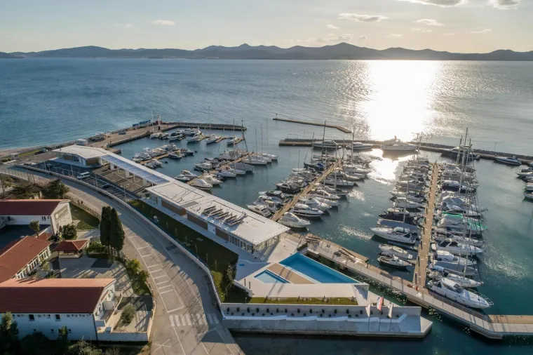 Turci je kupili prije godinu dana: Pogledajte kako sada izgleda rekonstruirana zadarska marina