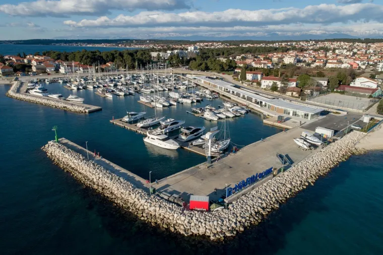 Turci je kupili prije godinu dana: Pogledajte kako sada izgleda rekonstruirana zadarska marina