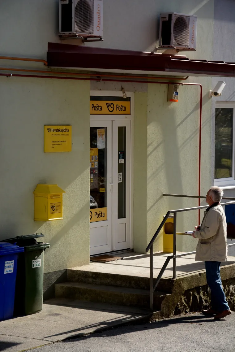 Drama u Pakracu, policija upozorava: 'Pozivamo građane na oprez jer je bjegunac naoružan'