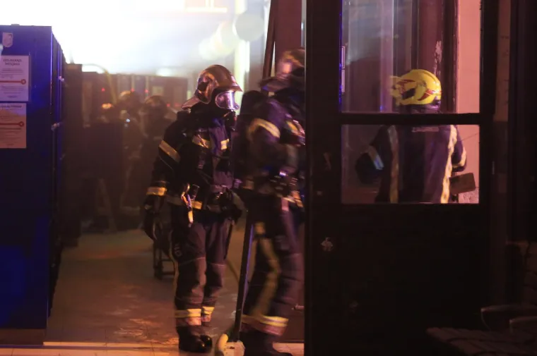 BUKNUO POŽAR U ZGRADI GLAVNOG KOLODVORA U ZAGREBU: Planulo smeće u garderobi