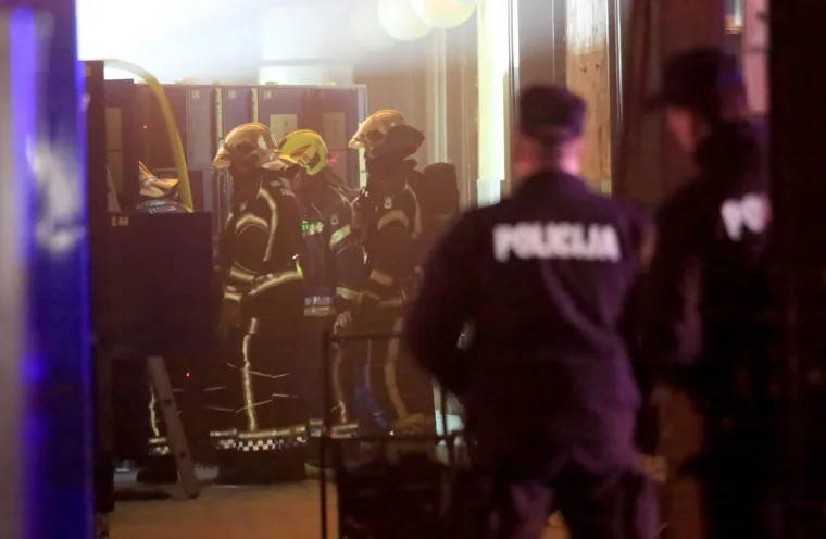 BUKNUO POŽAR U ZGRADI GLAVNOG KOLODVORA U ZAGREBU: Planulo smeće u garderobi