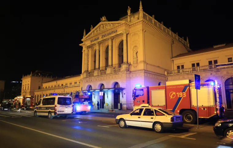 BUKNUO POŽAR U ZGRADI GLAVNOG KOLODVORA U ZAGREBU: Planulo smeće u garderobi