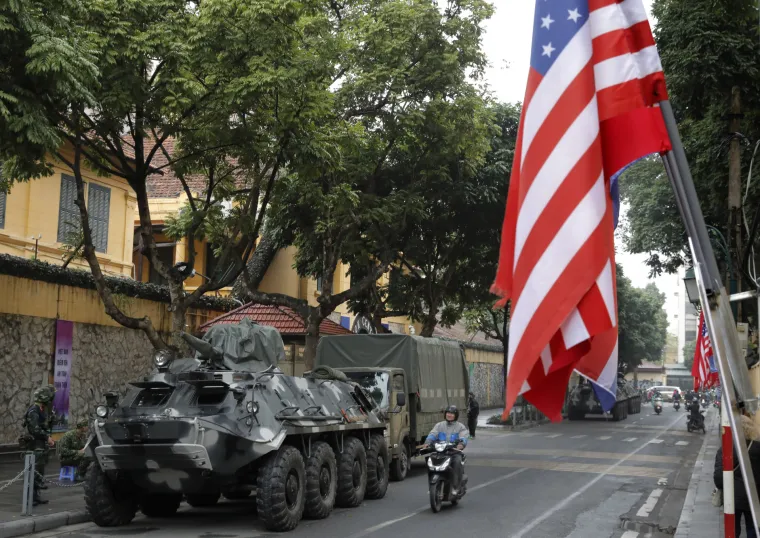 Kim doputovao u Hanoi na summit s Trumpom