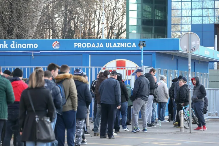 KAD ZAGREPČANI IZGUBE GLAVU ZBOG DINAMA: Onda to izgleda - ovako!