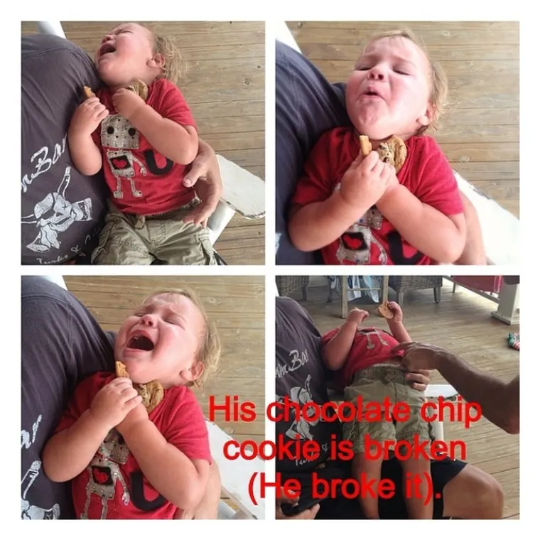 "Njegov keksić je slomljen (on ga je slomio)."